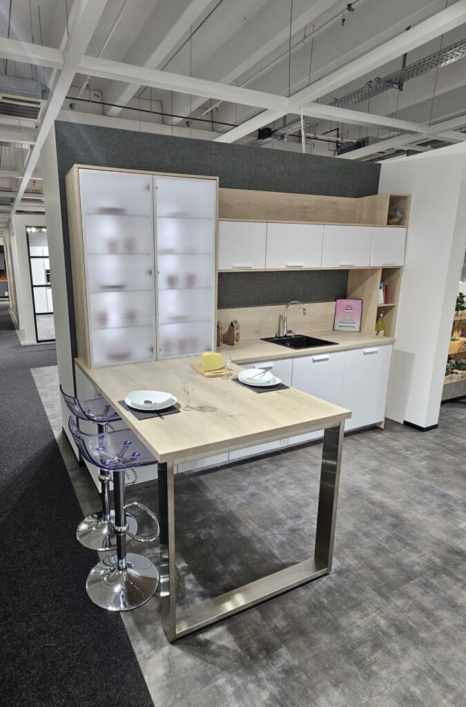 BIJELA MODERNA KUHINJA D50